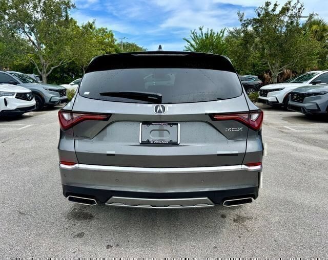 New 2026 Platinum White Pearl Acura FWD Technology Package image 5