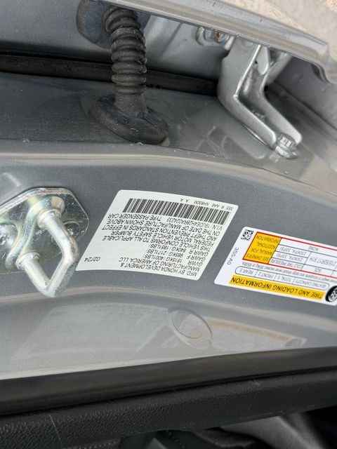 Certified Used 2024 Lunar Silver Metallic Acura  image 21