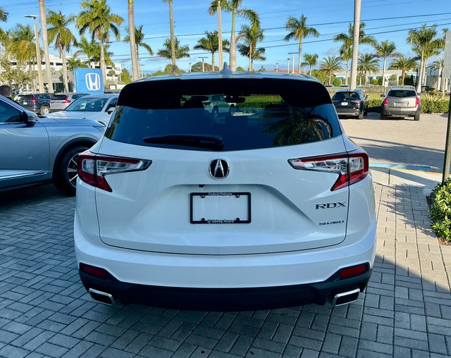 New 2026 Platinum White Pearl Acura SH-AWD image 5