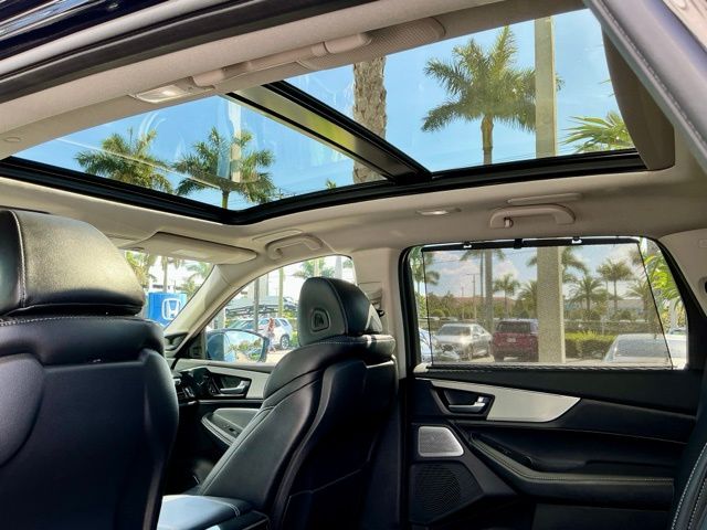 Certified Used 2025 Majestic Black Pearl Acura FWD Technology Package image 10