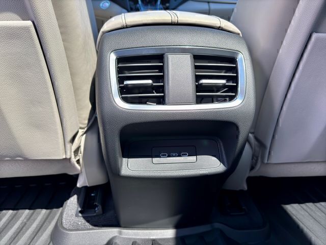 New 2026 Platinum White Pearl Acura Technology Package image 10