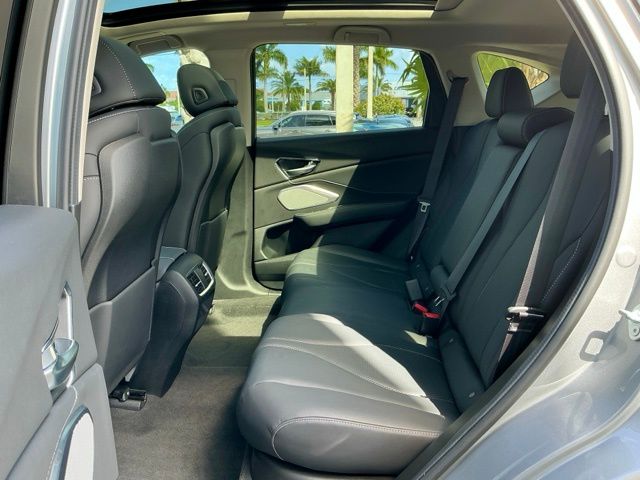 Certified Used 2024 Lunar Silver Metallic Acura Technology Package image 9