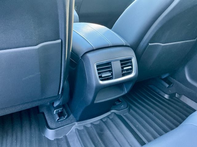 New 2026 Platinum White Pearl Acura SH-AWD image 10