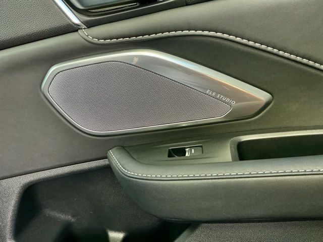 Certified Used 2025 Majestic Black Pearl Acura Technology Package image 12