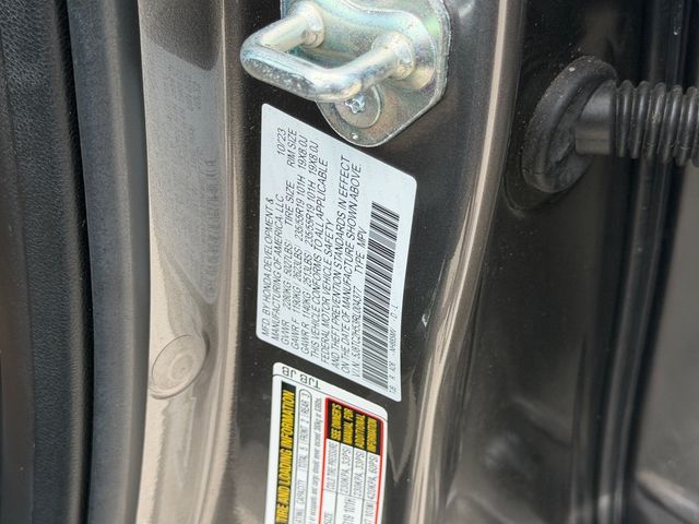 Certified Used 2024 Liquid Carbon Metallic Acura Technology Package image 22