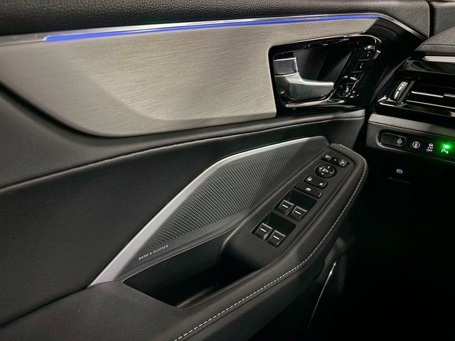 New 2026 Platinum White Pearl Acura FWD Technology Package image 15