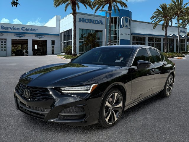 Certified Used 2025 Majestic Black Pearl Acura Technology Package image 4