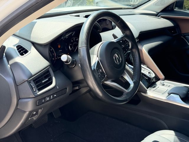 Certified Used 2021 Platinum White Pearl Acura Technology Package image 15