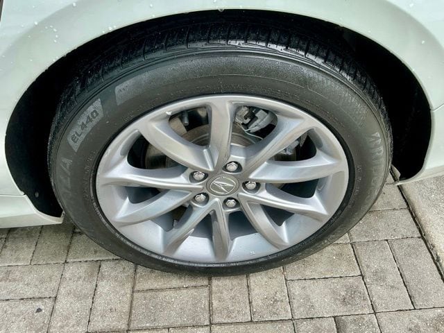 Used 2023 Platinum White Pearl Acura  image 12