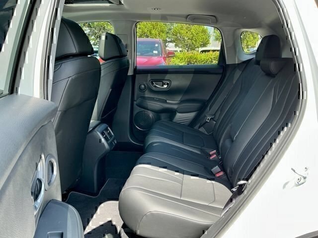 New 2026 Platinum White Pearl Acura Base image 9