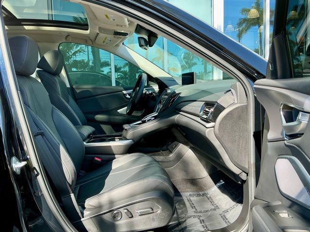 Certified Used 2025 Majestic Black Pearl Acura Technology Package image 17