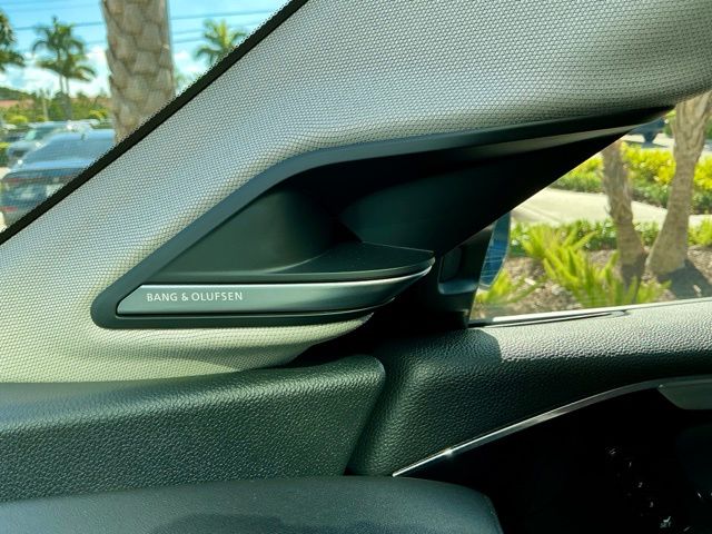 Certified Used 2025 Majestic Black Pearl Acura FWD Technology Package image 27