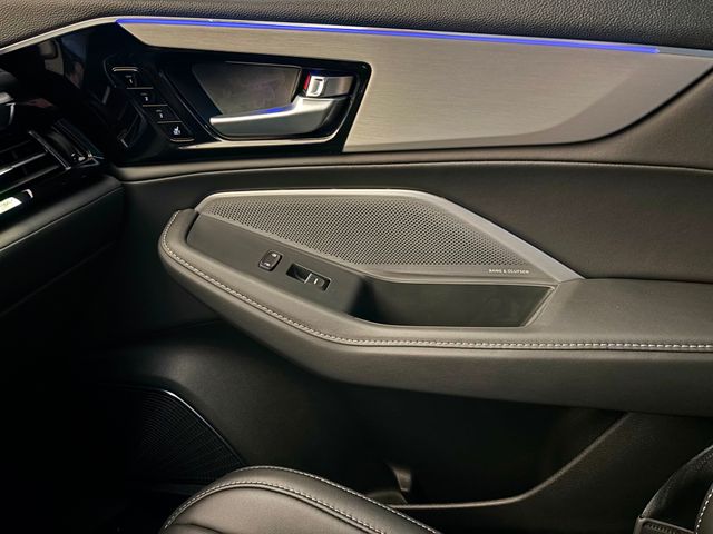 New 2026 Platinum White Pearl Acura FWD Technology Package image 17