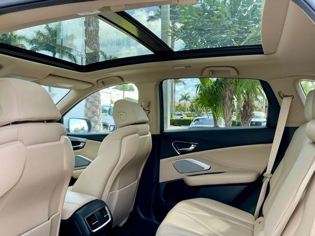 Used 2023 Platinum White Pearl Acura Technology Package image 10