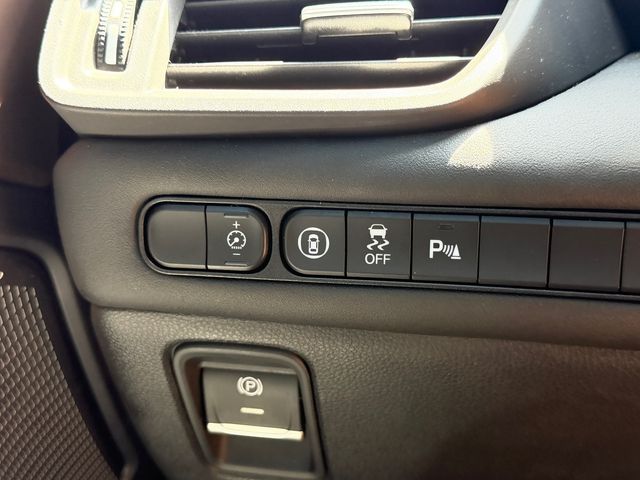 Certified Used 2021 Platinum White Pearl Acura Technology Package image 28