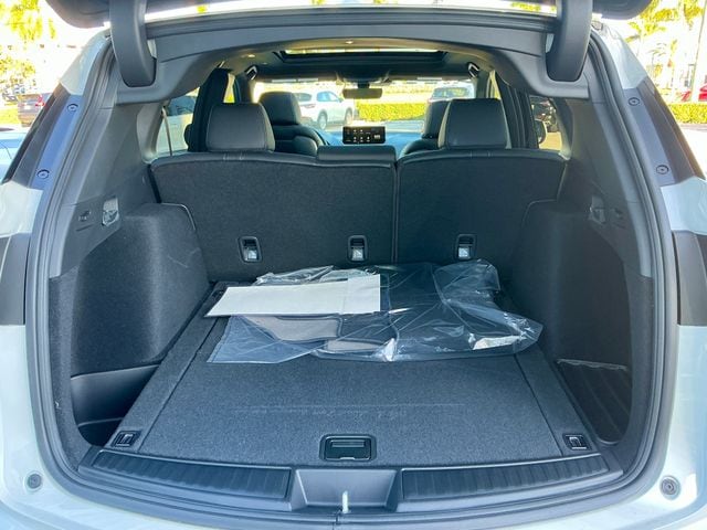 New 2026 Platinum White Pearl Acura SH-AWD image 22