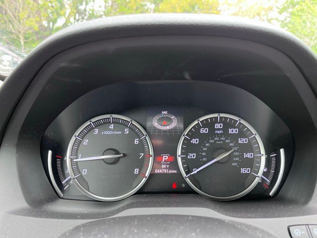 Used 2019 White Diamond Pearl Acura 3.5L Tech Pkg image 10