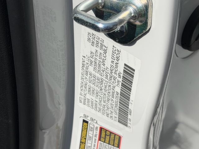 Used 2025 Platinum White Pearl Acura Technology Package image 21