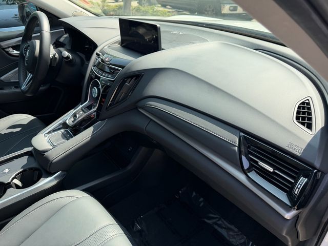 Used 2025 Platinum White Pearl Acura Technology Package image 19