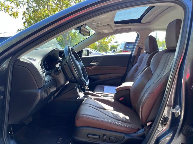 Used 2020 Modern Steel Metallic Acura Premium Package image 5