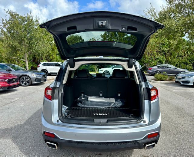 New 2026 Solar Silver Metallic Acura Technology Package image 33