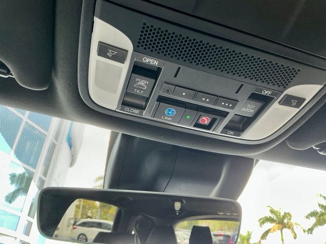 Used 2019 White Diamond Pearl Acura 3.5L Tech & A-Spec Pkgs image 33