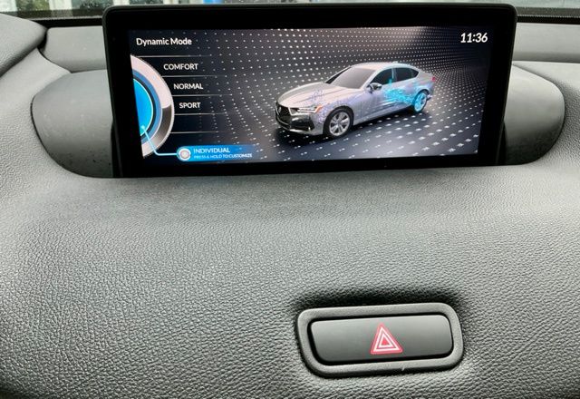 Used 2023 Platinum White Pearl Acura  image 27