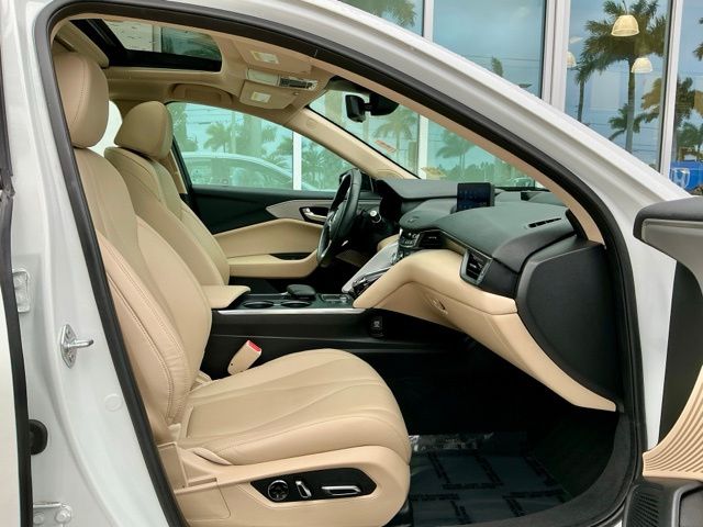 Used 2023 Platinum White Pearl Acura  image 14