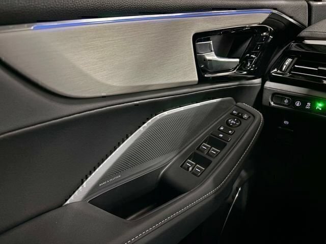 New 2026 Platinum White Pearl Acura FWD Technology Package image 15