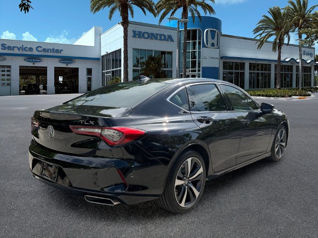 Certified Used 2025 Majestic Black Pearl Acura Technology Package image 8