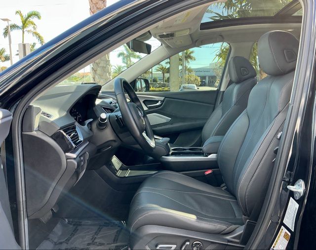 Certified Used 2025 Majestic Black Pearl Acura Technology Package image 8