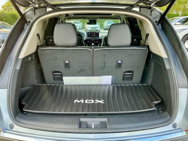 New 2026 Solar Silver Metallic Acura FWD Technology Package image 15