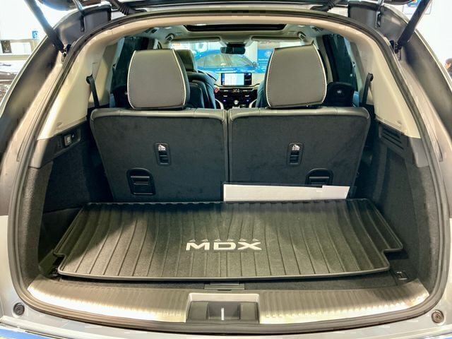 New 2026 Solar Silver Metallic Acura SH-AWD Advance Package image 31