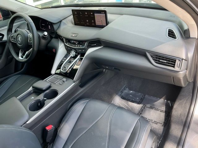 Certified Used 2025 Liquid Carbon Metallic Acura Technology Package image 15