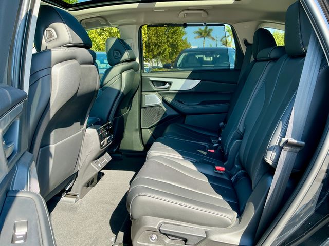 New 2026 Platinum White Pearl Acura FWD Technology Package image 9