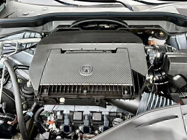 New 2026 Solar Silver Metallic Acura FWD Technology Package image 7