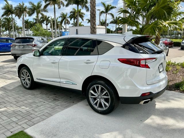 Used 2023 Platinum White Pearl Acura Technology Package image 4