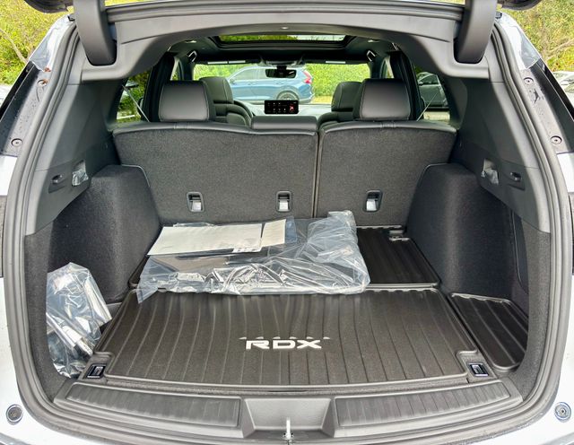 New 2026 Solar Silver Metallic Acura SH-AWD image 25