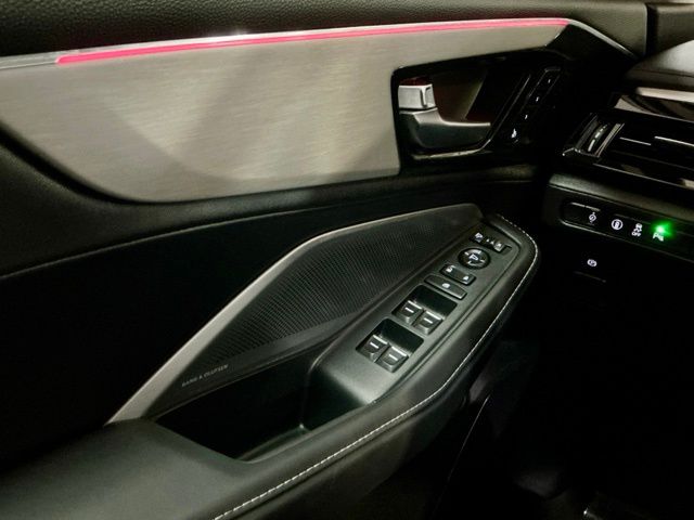 Certified Used 2025 Majestic Black Pearl Acura FWD Technology Package image 24