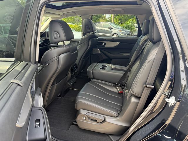 Certified Used 2025 Majestic Black Pearl Acura FWD Technology Package image 14