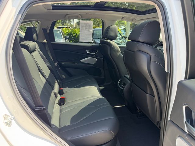 Used 2025 Platinum White Pearl Acura Technology Package image 18