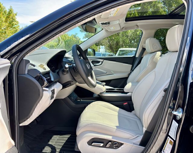New 2026 Platinum White Pearl Acura Technology Package image 8