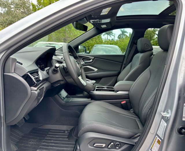 New 2026 Solar Silver Metallic Acura SH-AWD image 8