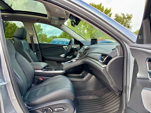 New 2026 Solar Silver Metallic Acura Technology Package image 12
