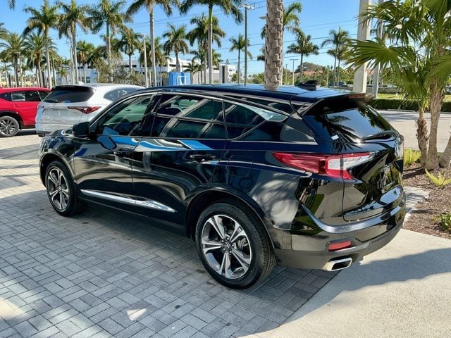 Certified Used 2025 Majestic Black Pearl Acura Technology Package image 4