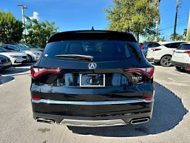 New 2026 Majestic Black Pearl Acura FWD Technology Package image 5