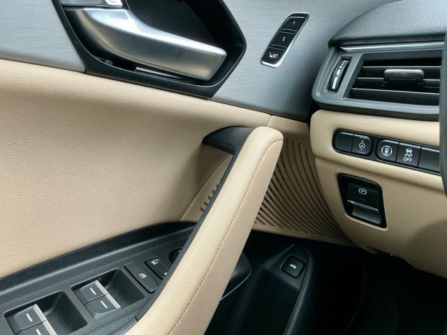 Used 2023 Platinum White Pearl Acura  image 19