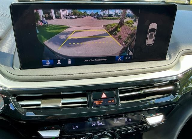 Certified Used 2025 Majestic Black Pearl Acura FWD Technology Package image 42