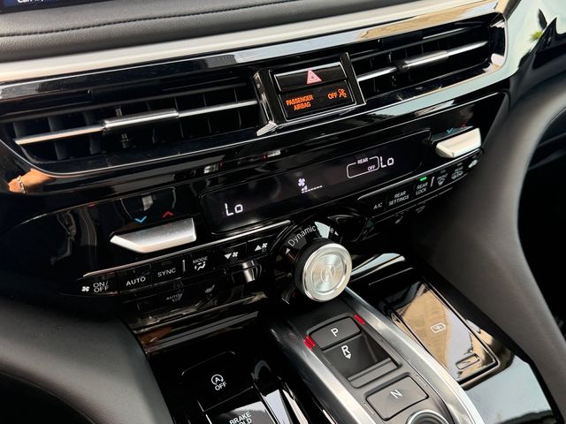 Certified Used 2025 Majestic Black Pearl Acura FWD Technology Package image 29