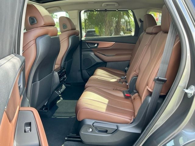 Certified Used 2023 Liquid Carbon Metallic Acura SH-AWD Technology Package image 9